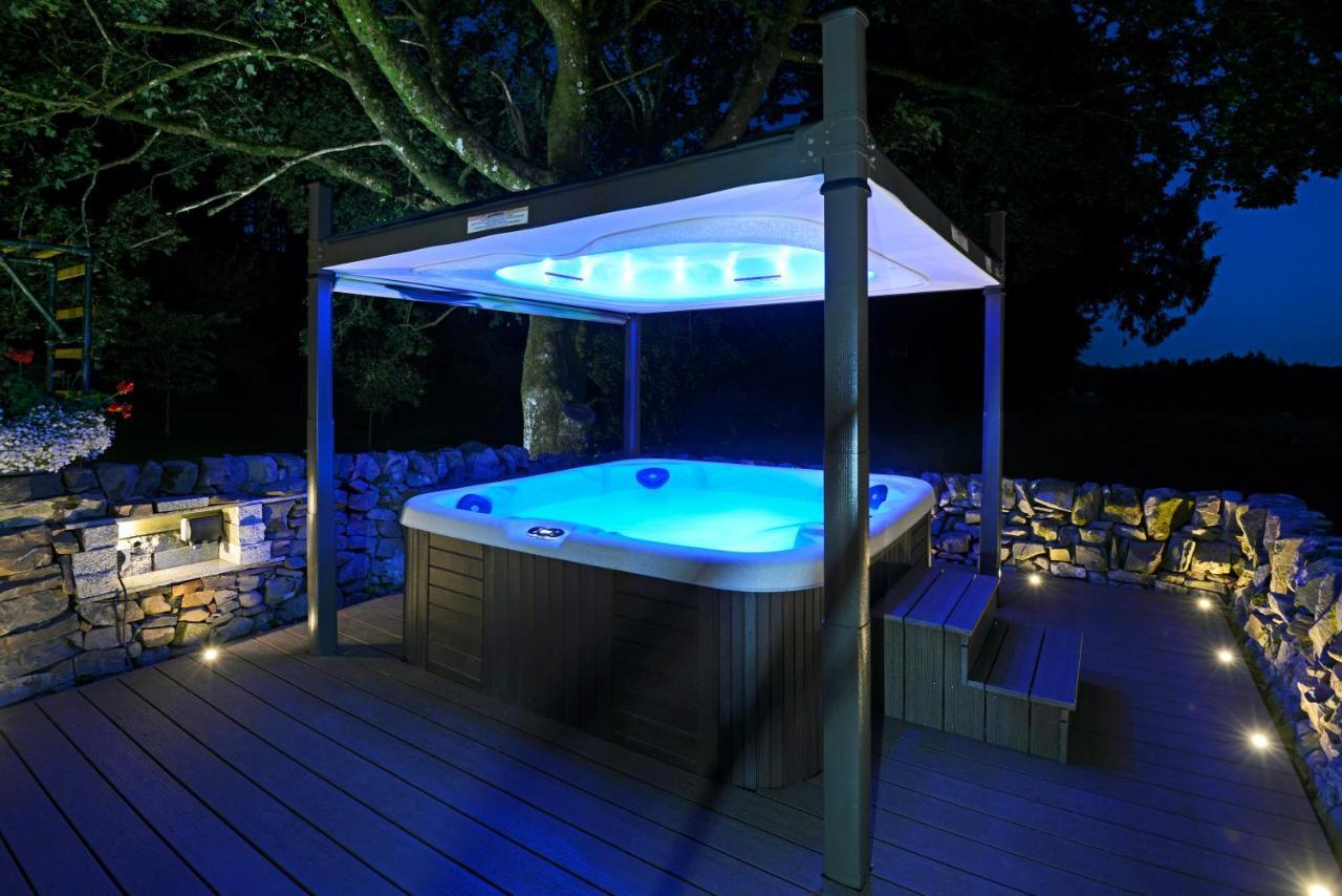 Holiday home Craigadam With Hot Tub *